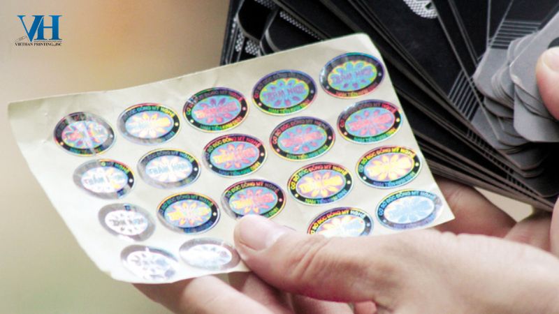 In tem hologram 7 màu 1 In Tem Hologram 7 Màu In Tem Hologram 7 Màu
